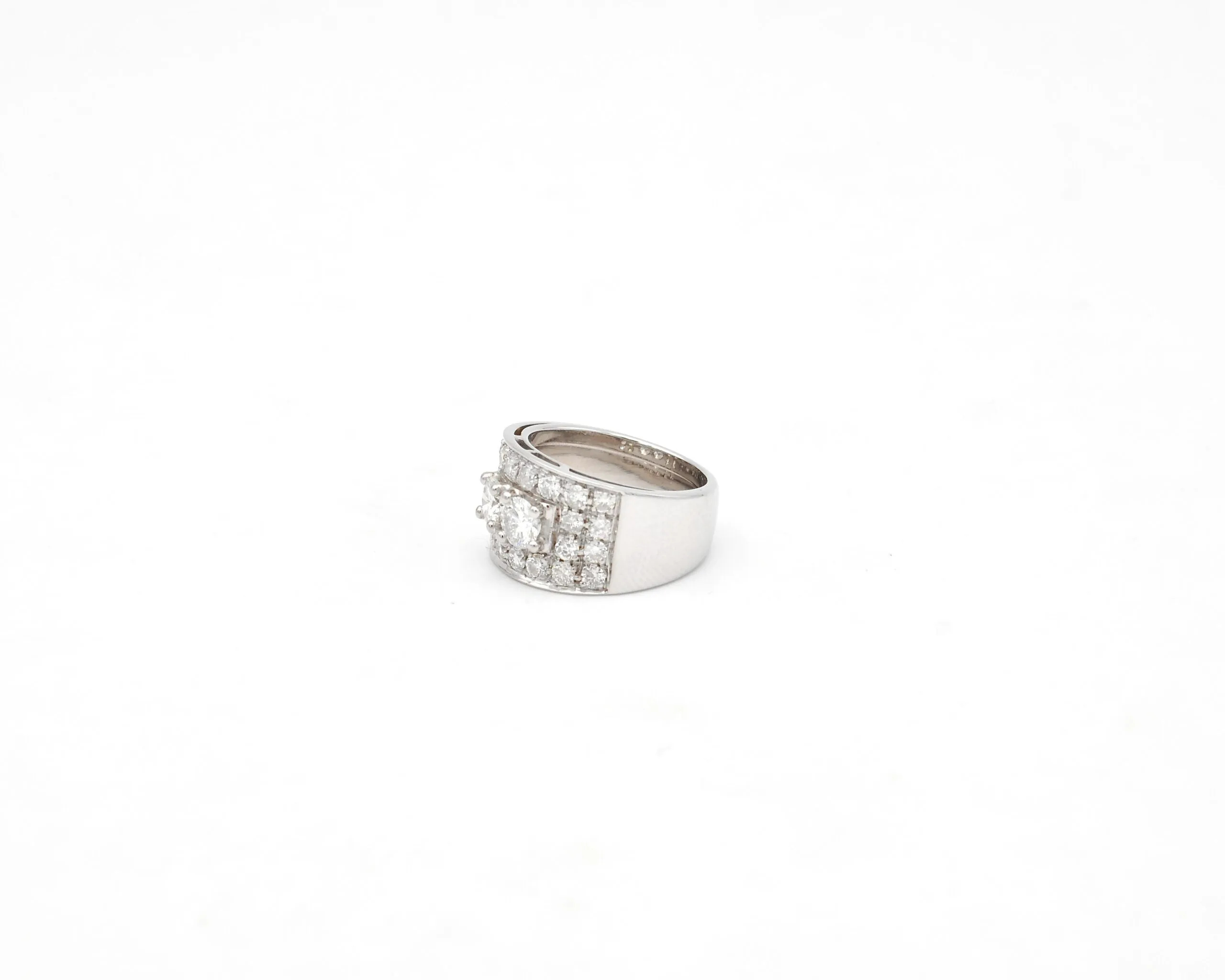 Bague en or blanc 1,64 carat avec diamants sold by 58 Facettes product image thumbnail 2