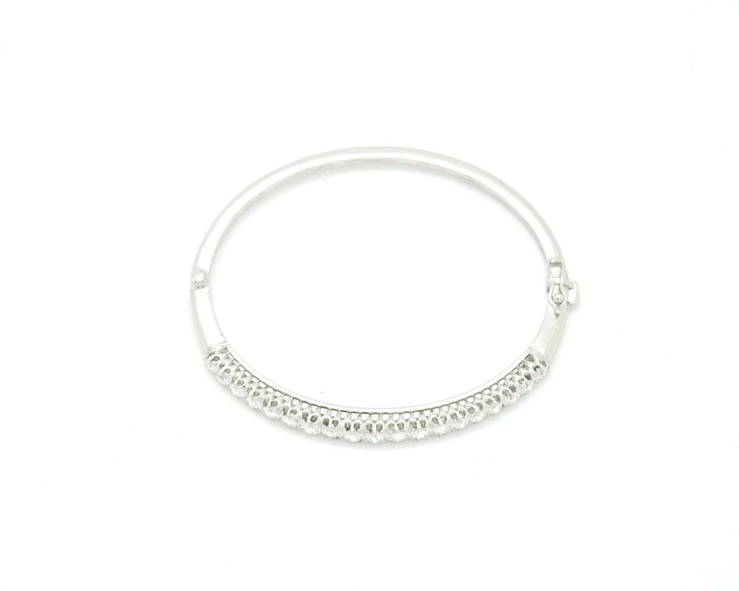 Bracelet rigide avec diamants sold by 58 Facettes product image thumbnail 2