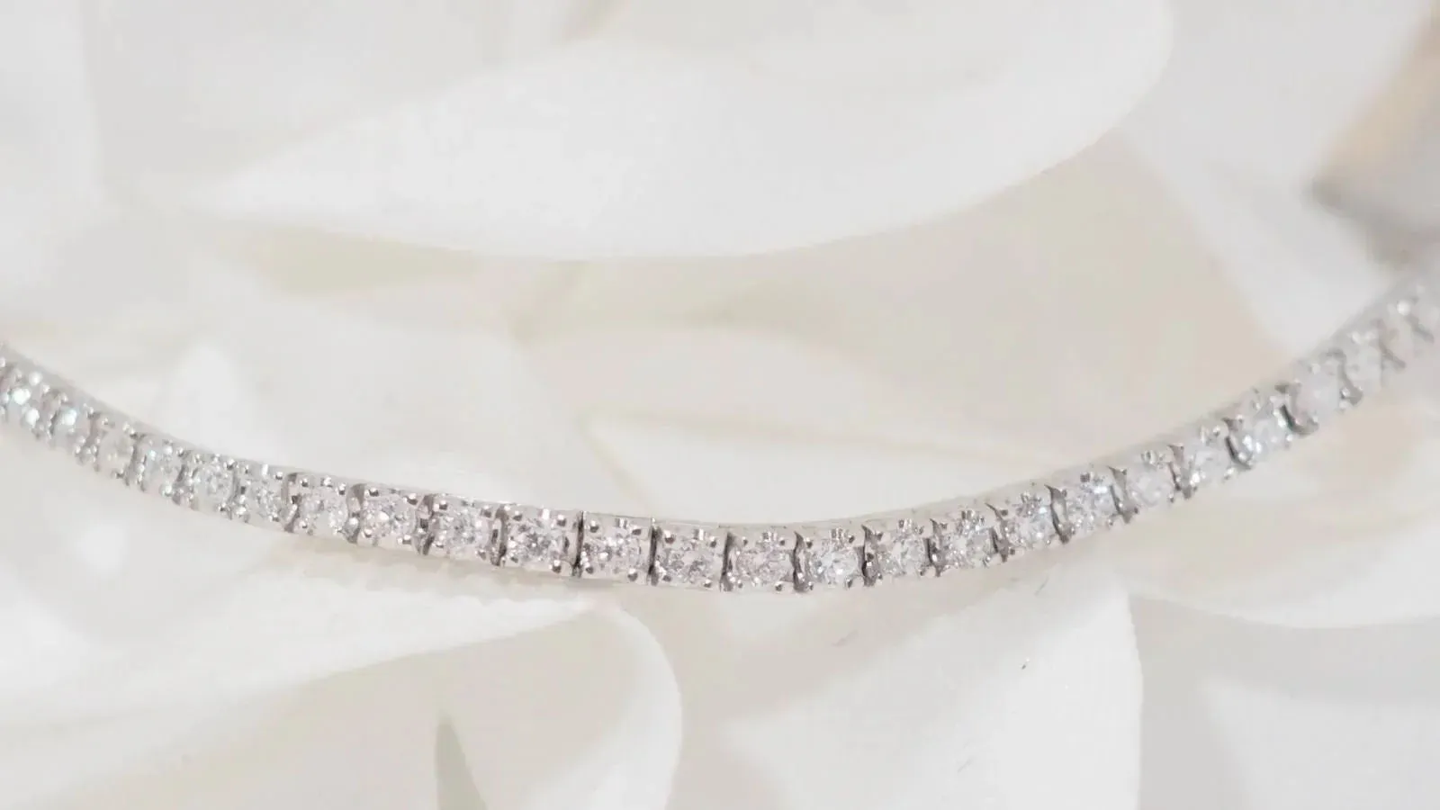 Bracelet rivière en or blanc et diamants 1ct sold by 58 Facettes product image thumbnail 2