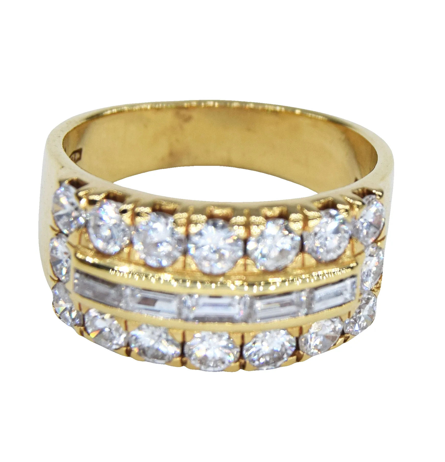 Bague bande de diamants sold by 58 Facettes