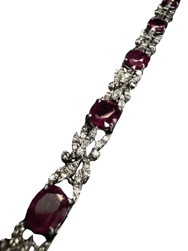 Bracelet avec rubis de 14 ct et diamants de 3 ct. sold by 58 Facettes