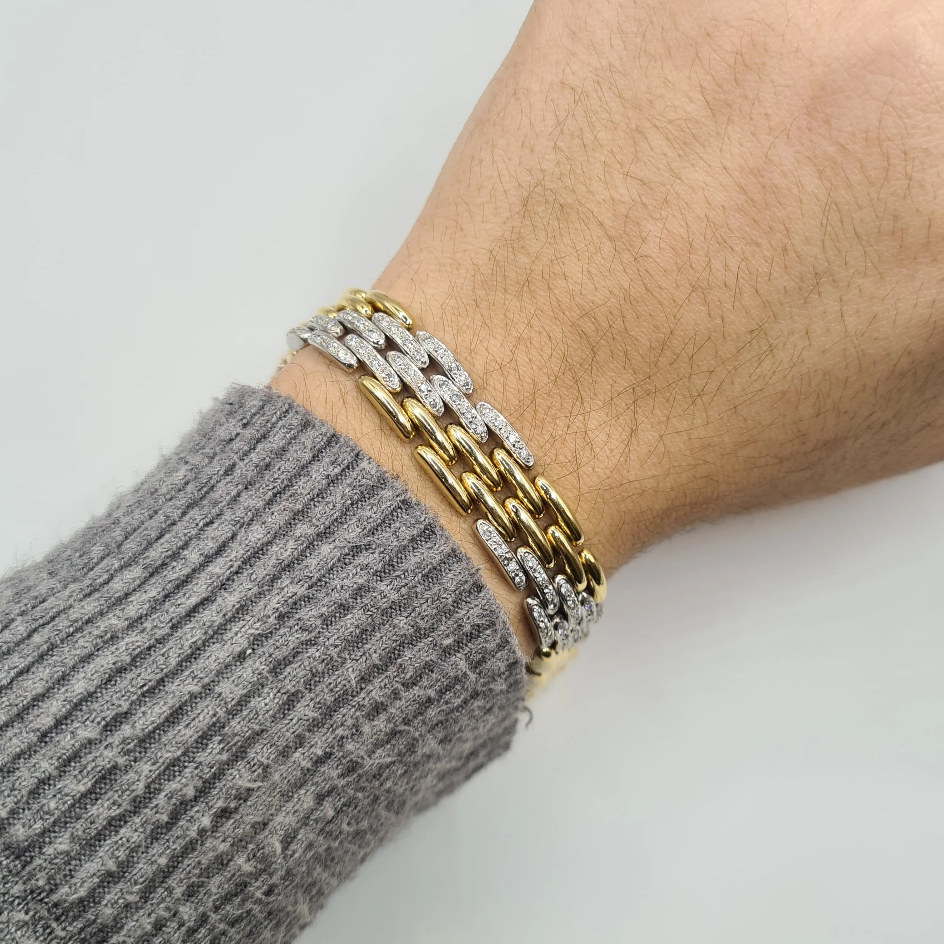 Bracelet or blanc et jaune sertie de diamants sold by 58 Facettes product image thumbnail 2