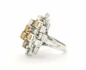 Anello oro bianco diamanti gialli e bianchi sold by 58 Facettes