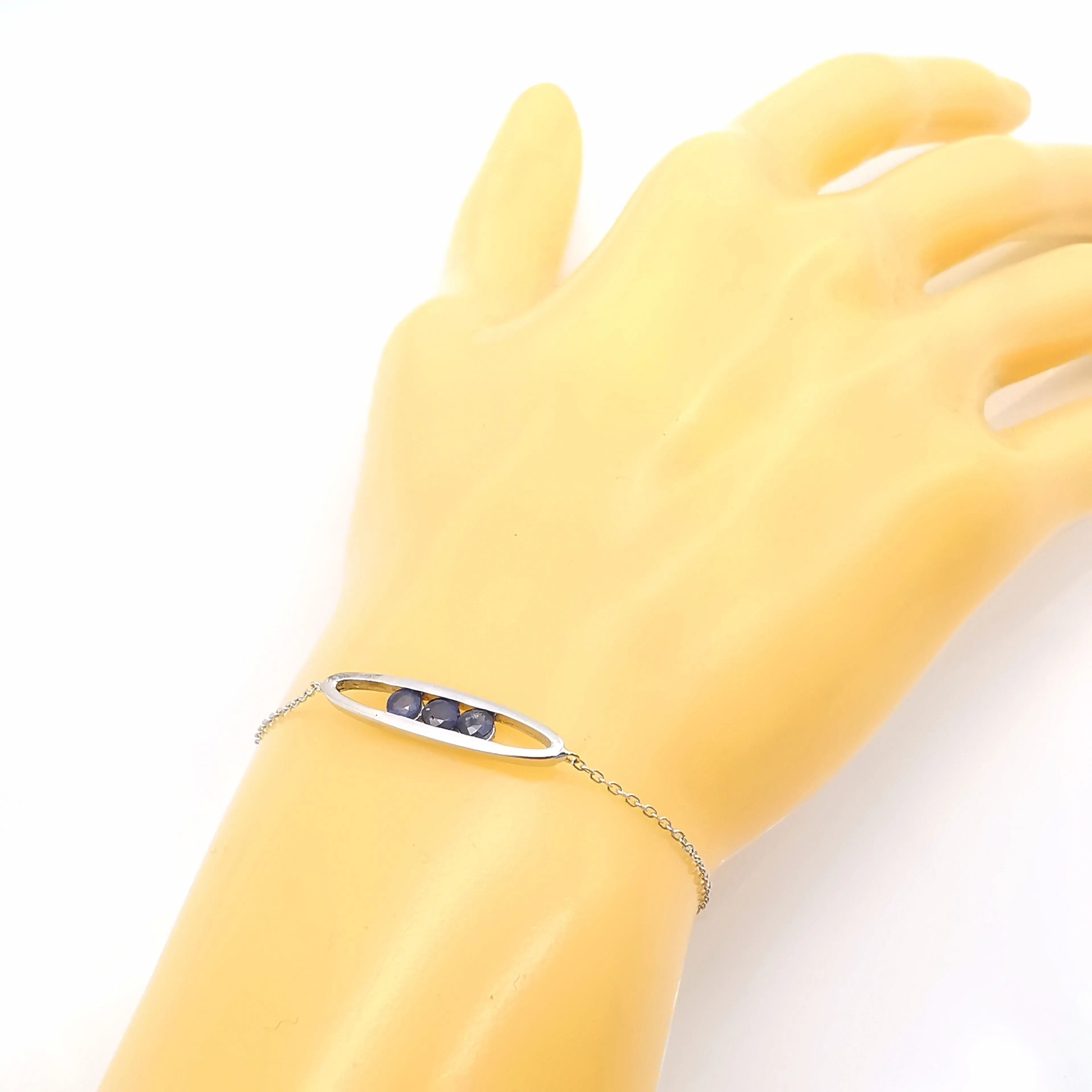 Bracelet or blanc saphirs sold by 58 Facettes product image thumbnail 3