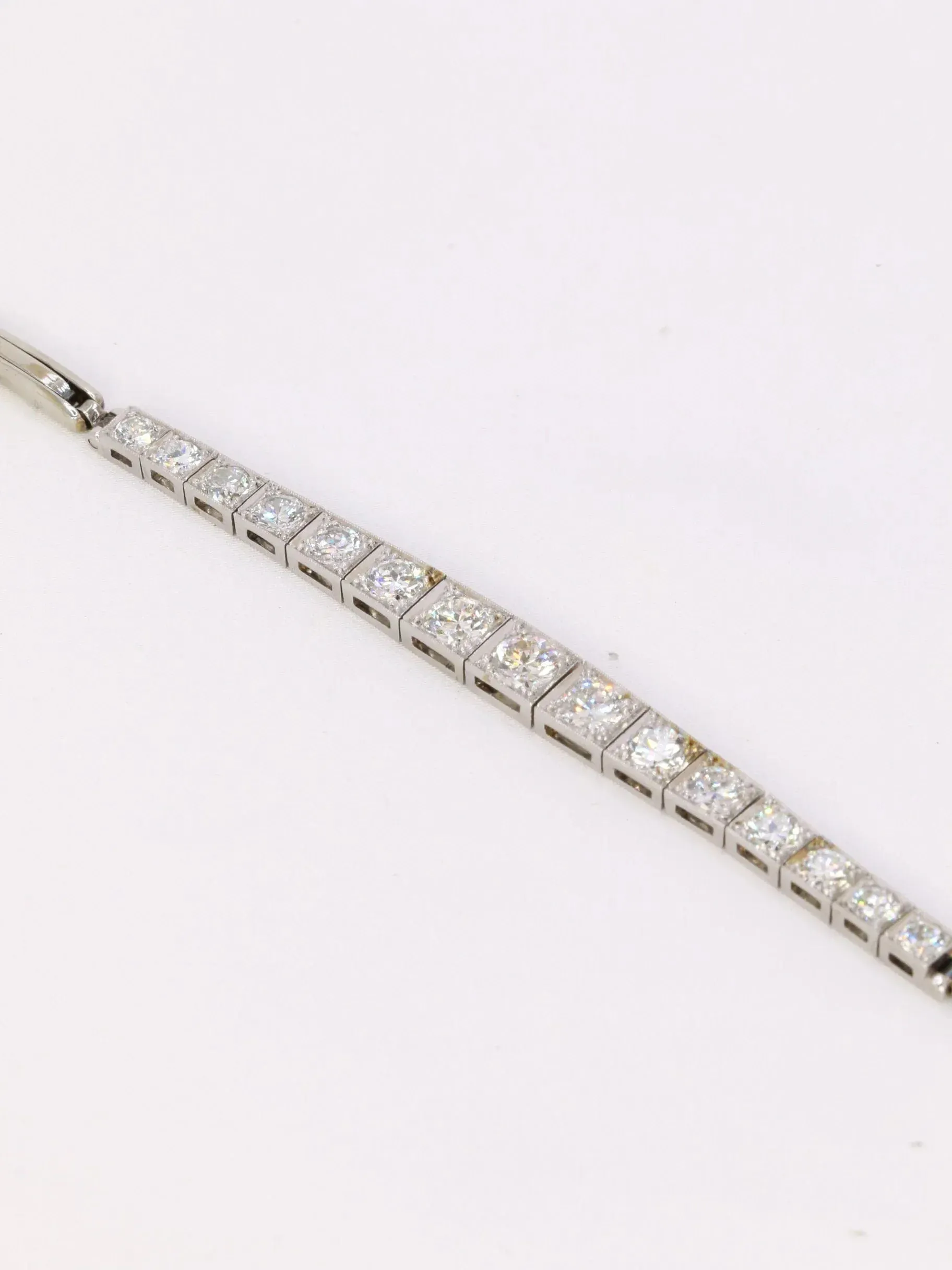 Bracelet vintage chute de diamants 2,5 ct sold by 58 Facettes product image thumbnail 4