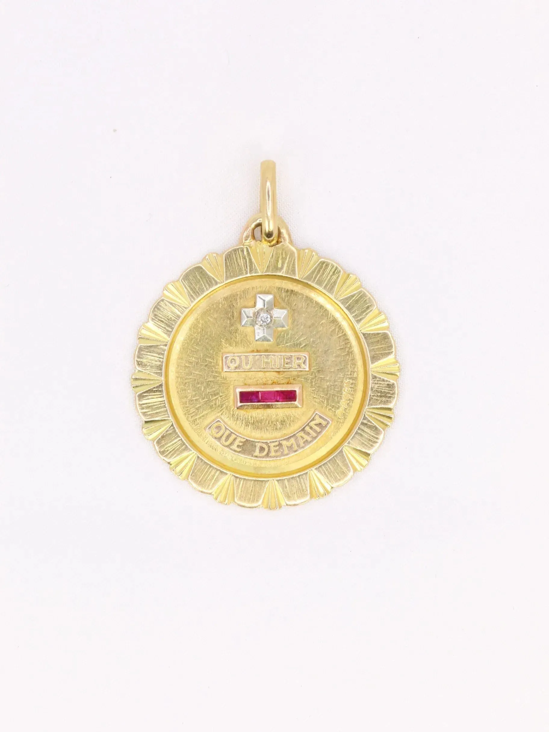AUGIS - Médaille amour Jumbo or jaune diamant rubis sold by 58 Facettes product image thumbnail 2