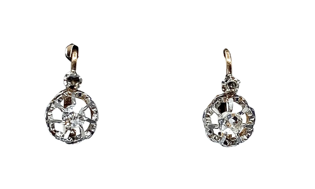 Boucles d’oreilles en or et diamants. Vers 1900 sold by 58 Facettes