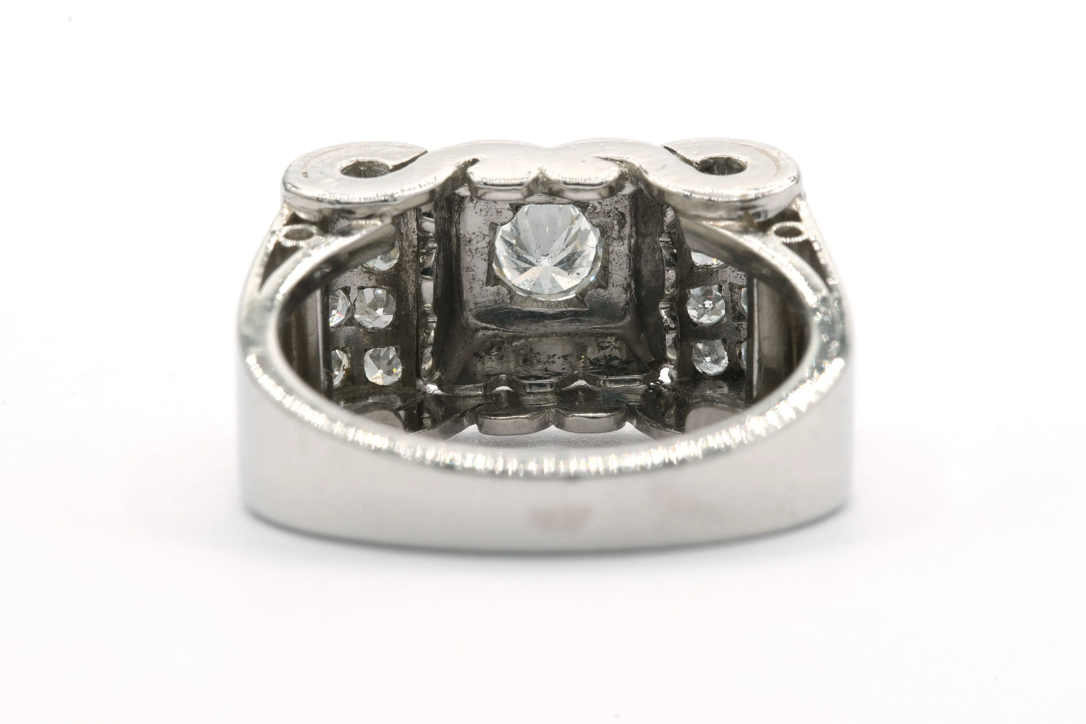 Bague tank Art Déco en or blanc , platine sertie de diamants sold by 58 Facettes product image thumbnail 4