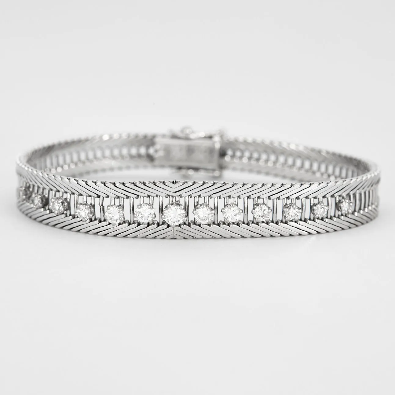 Bracelet vintage or blanc et diamants sold by 58 Facettes product image thumbnail 2