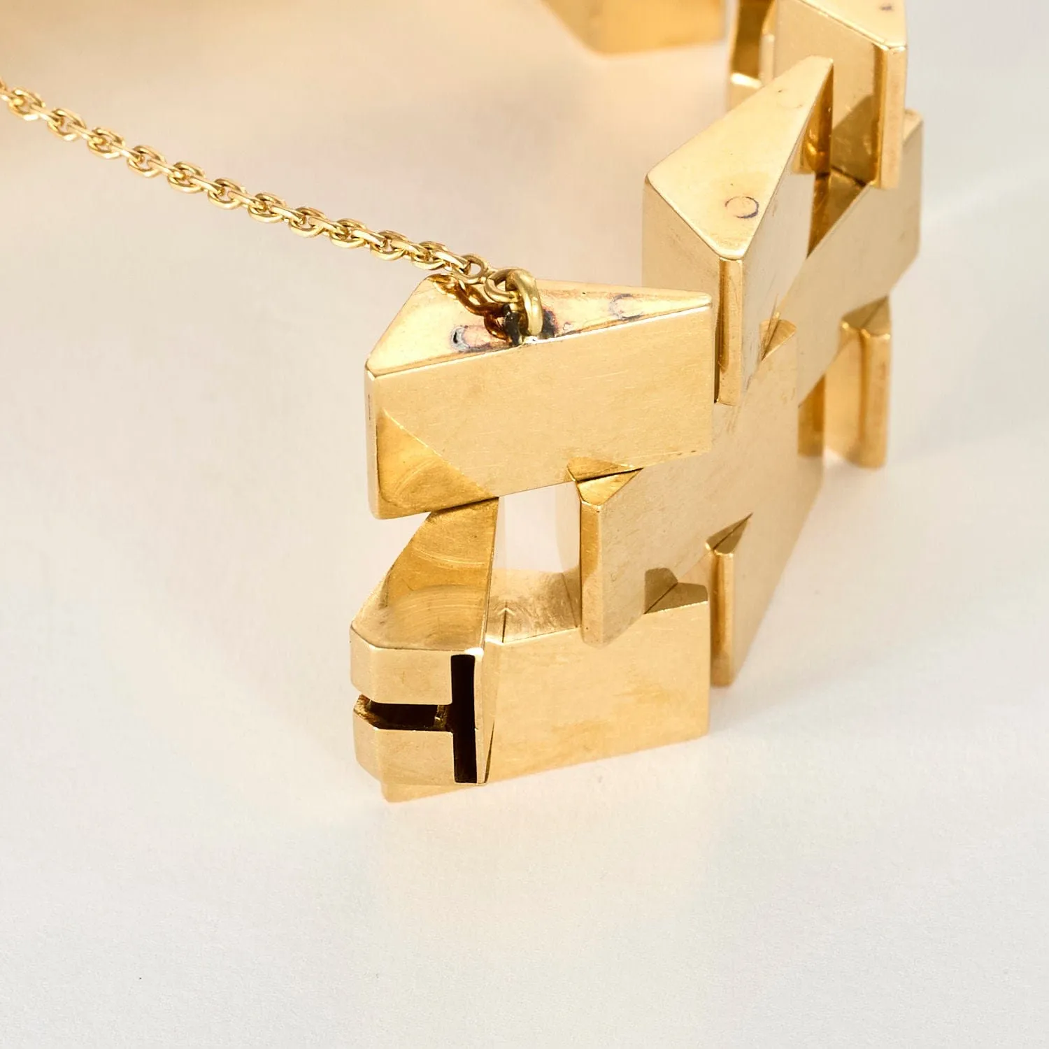 Important bracelet Tank en or jaune sold by 58 Facettes product image thumbnail 5