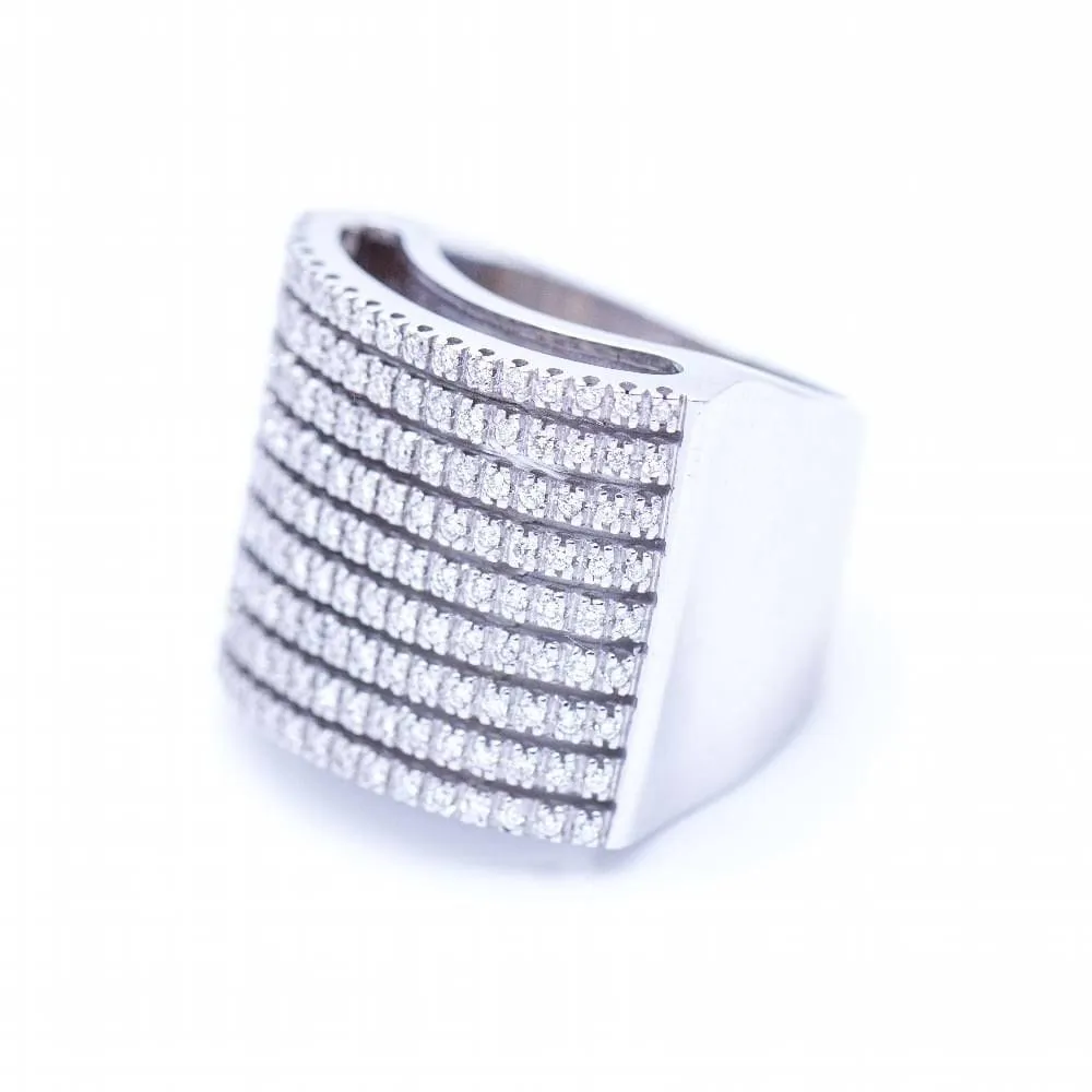 Bague pavée en or blanc et diamants sold by 58 Facettes product image thumbnail 3