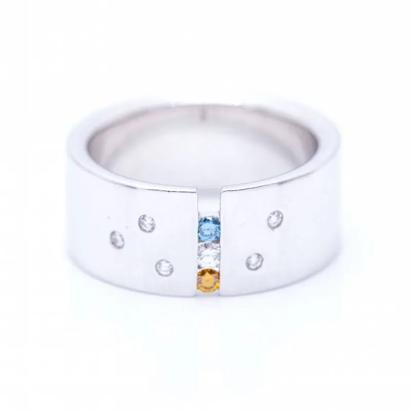 Bague en or avec diamants blancs et fantaisie sold by 58 Facettes