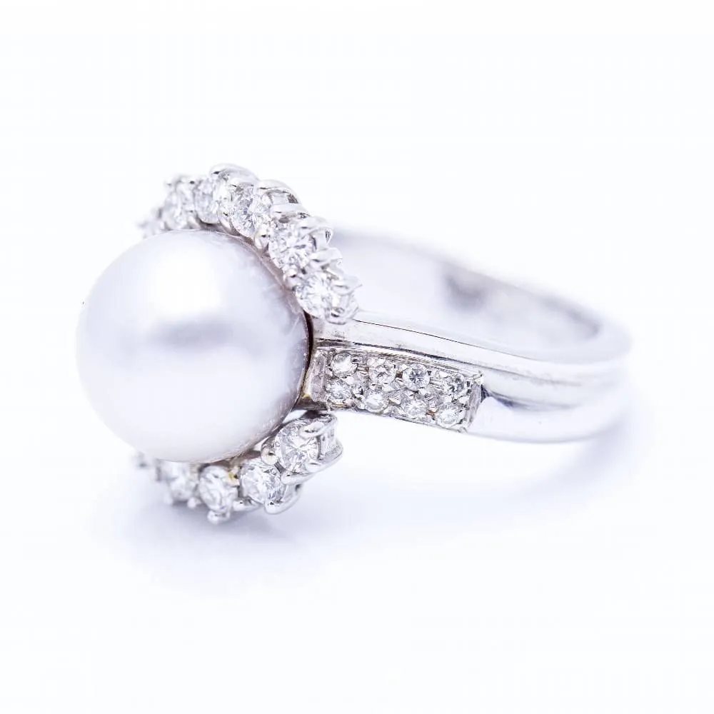 Bague en or avec perle naturelle et diamants sold by 58 Facettes product image thumbnail 4