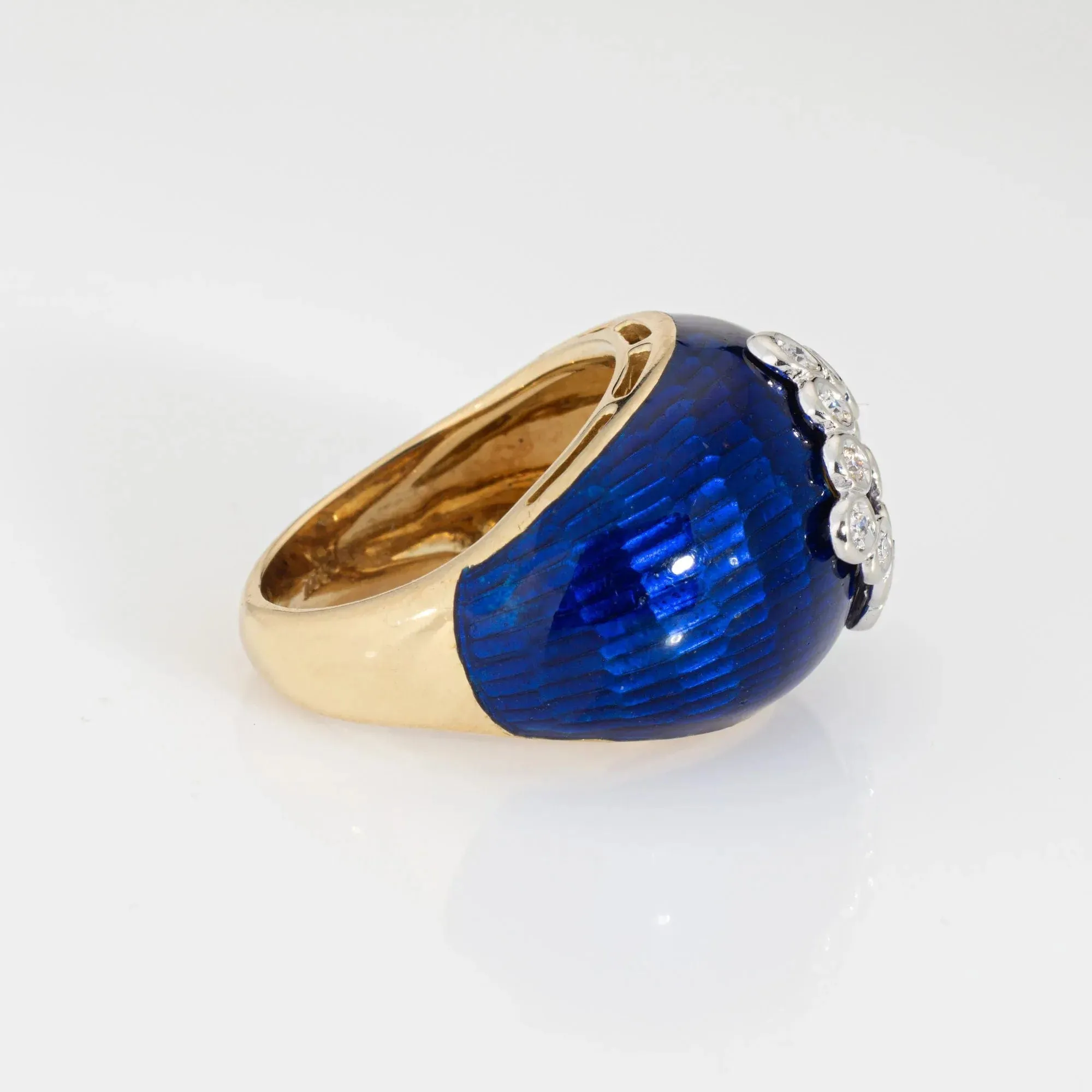Royal Blue Enamel Dome Ring Diamond Vintage Yellow Gold sold by 58 Facettes product image thumbnail 4