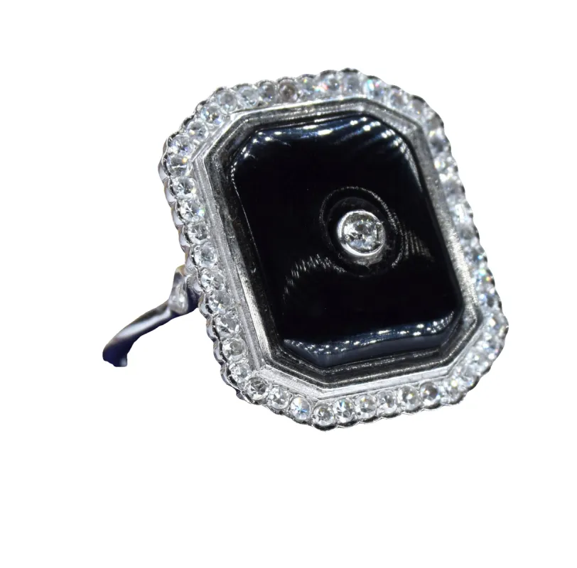 Bague en onyx et diamant taillé à la main sold by 58 Facettes