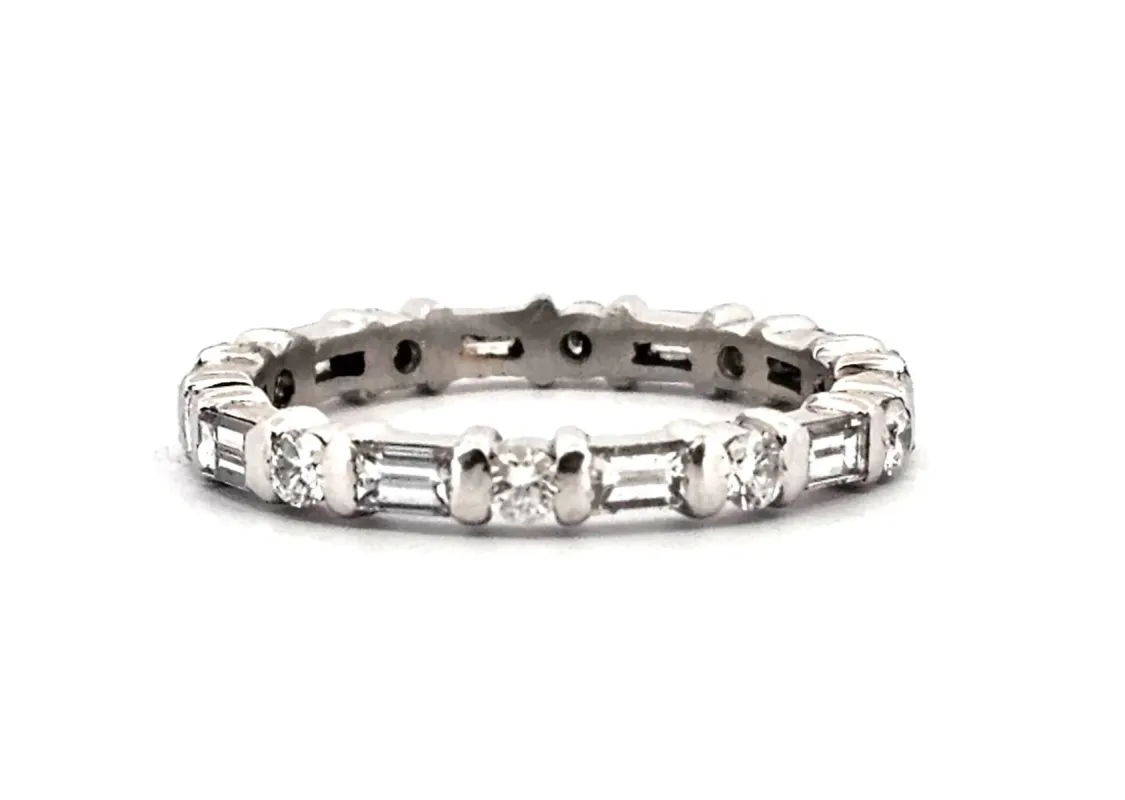 Bague en or blanc avec diamants sold by 58 Facettes