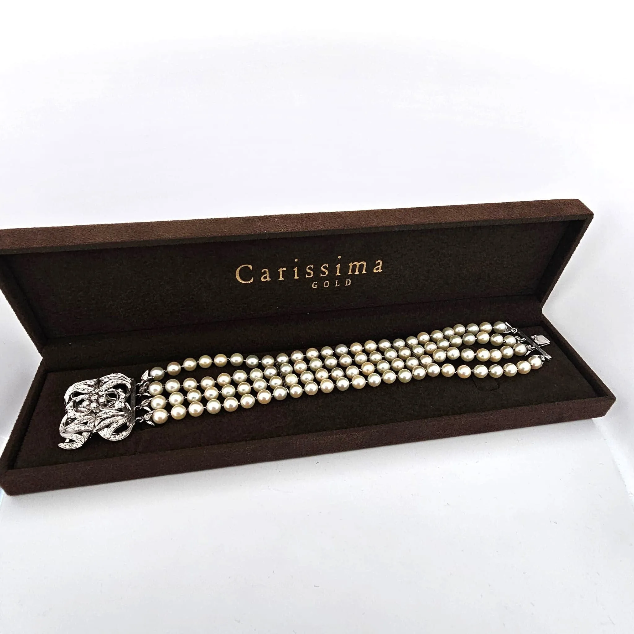 Bracelet de perles avec fermoir en or blanc massif et diamants sold by 58 Facettes product image thumbnail 4