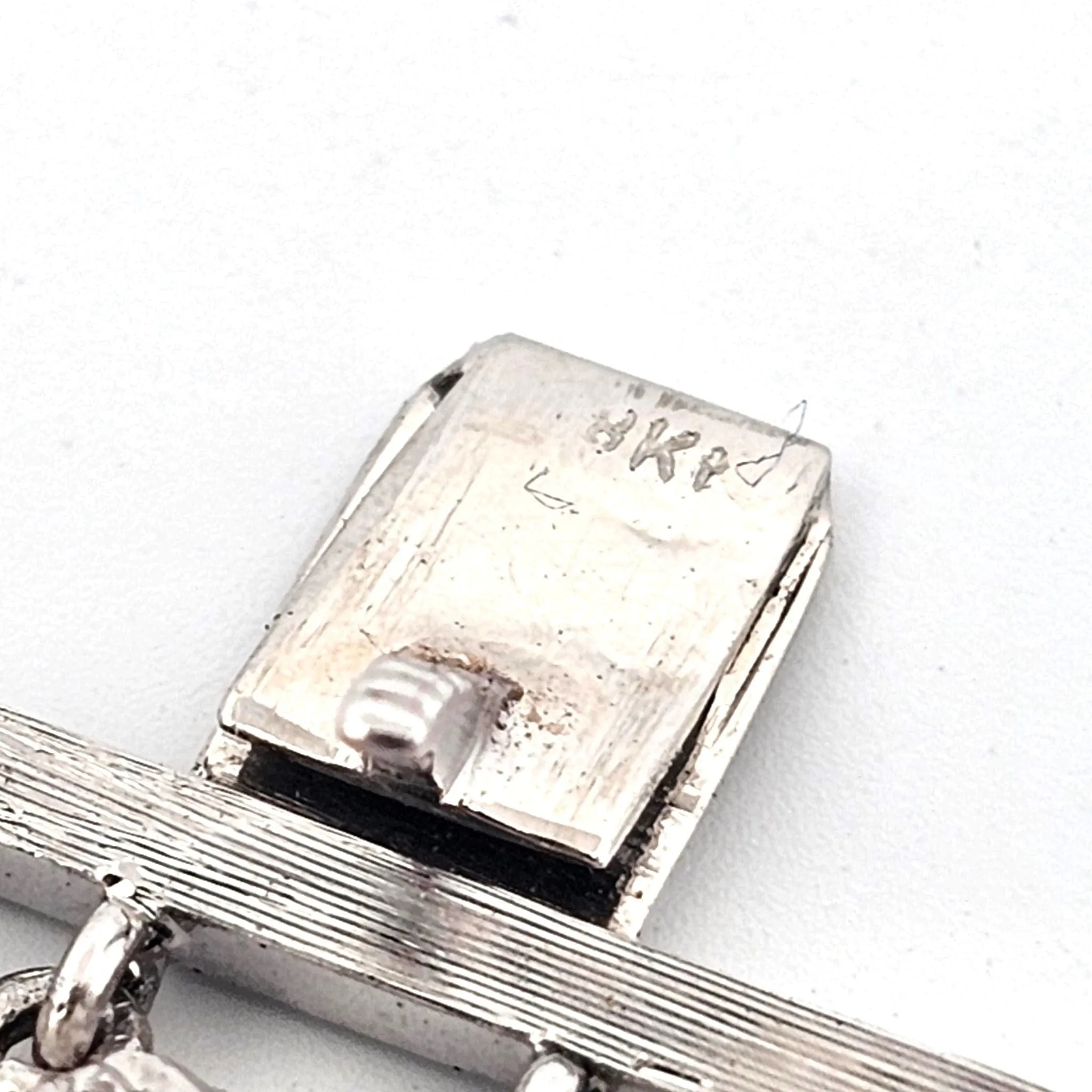 Bracelet de perles avec fermoir en or blanc massif et diamants sold by 58 Facettes product image thumbnail 5