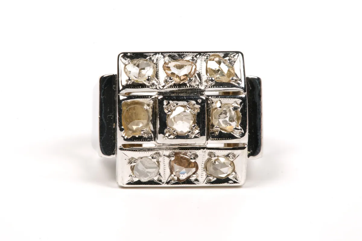 Bague "tank" Art Déco en or blanc sertie de diamants sold by 58 Facettes