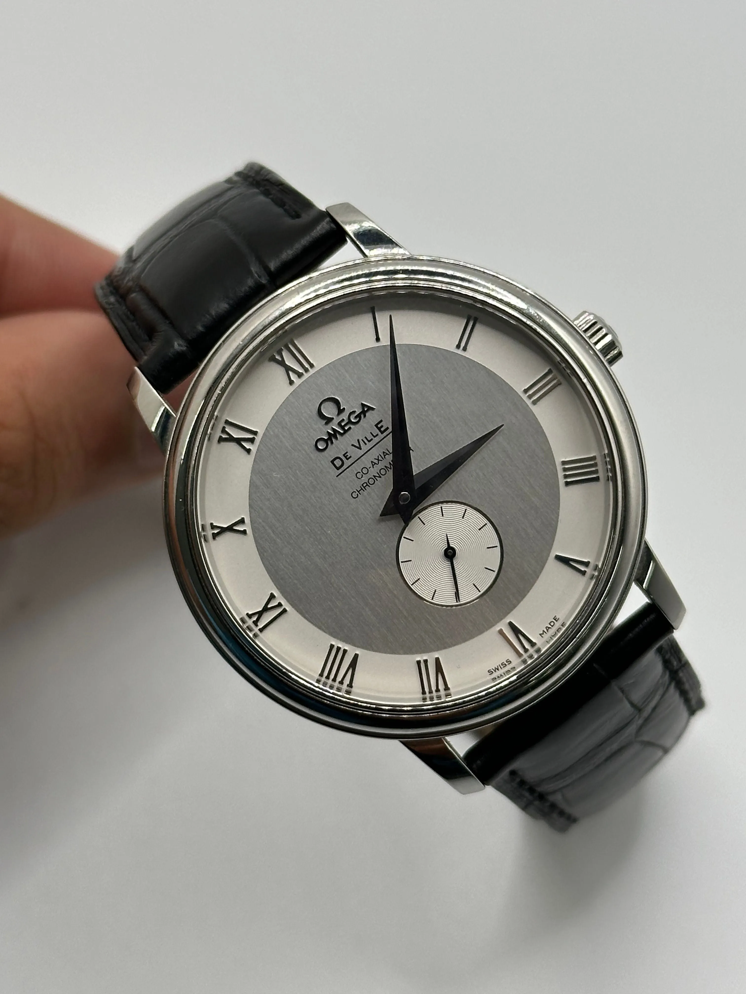 Omega DeVille Co-Axial sold by 58 Facettes product image thumbnail 3