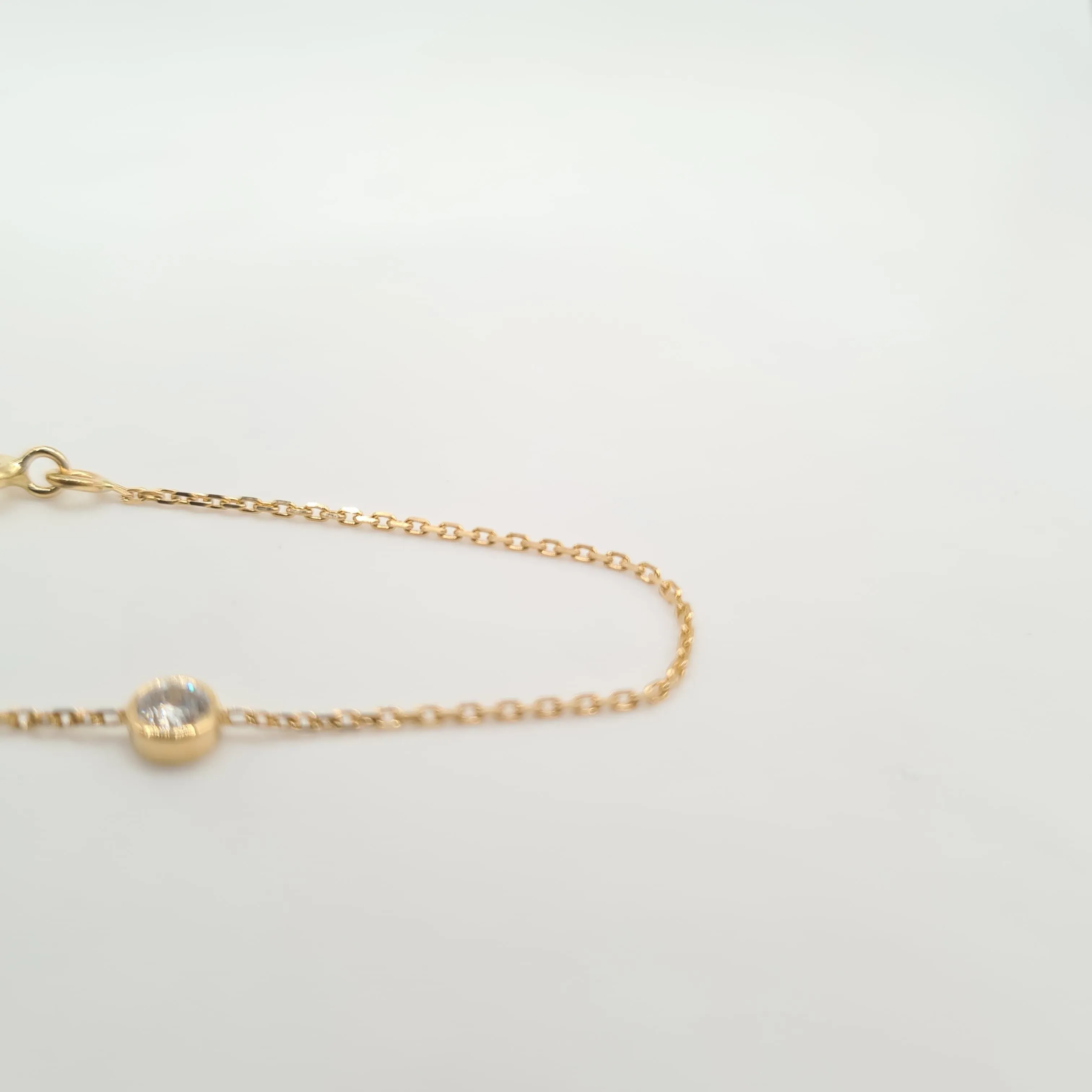 Bracelet or jaune serti d'un diamant sold by 58 Facettes product image thumbnail 4