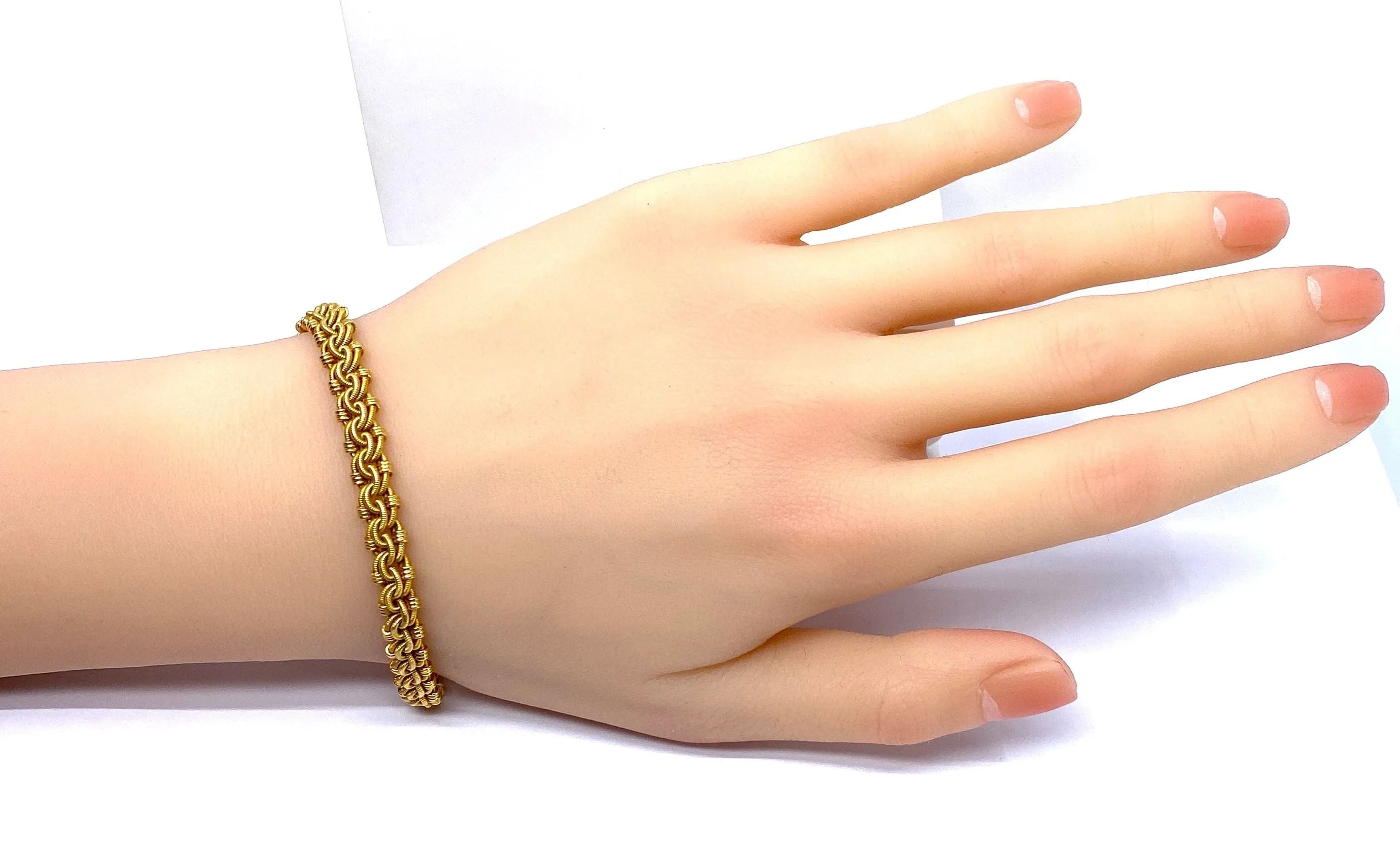 Bracelet en or jaune sold by 58 Facettes product image thumbnail 4