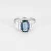 Bague or blanc, saphir et diamants sold by 58 Facettes