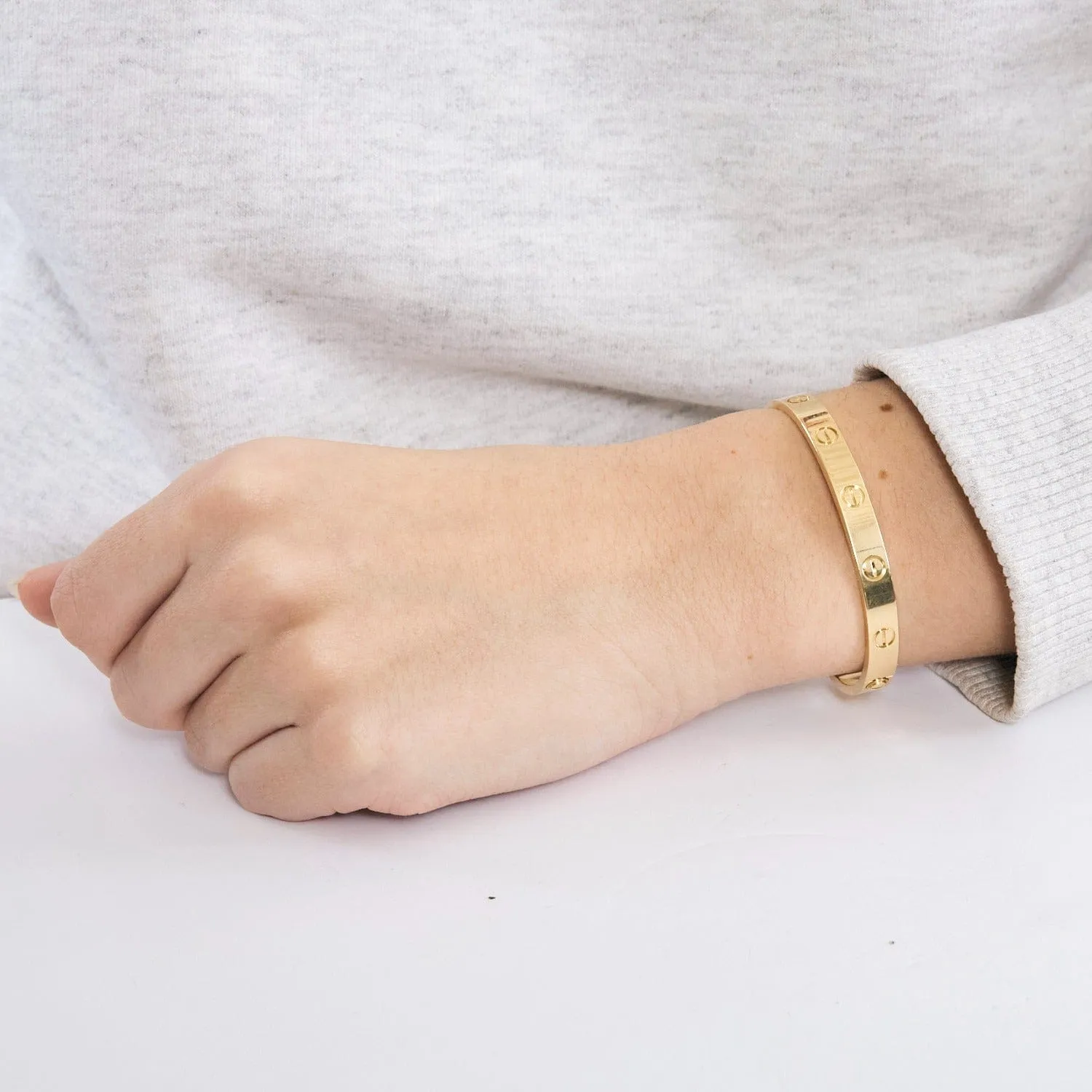CARTIER - Love - Bracelet jonc en or jaune sold by 58 Facettes product image thumbnail 2