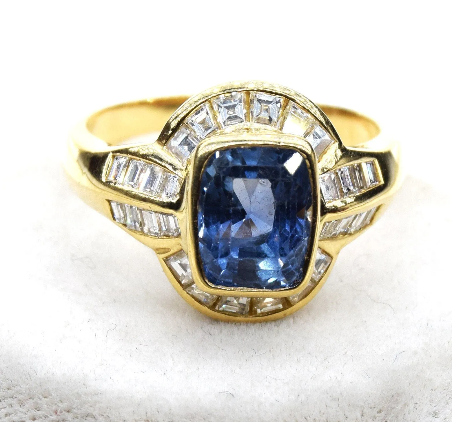 Bague vintage en saphir et diamant sold by 58 Facettes product image thumbnail 5