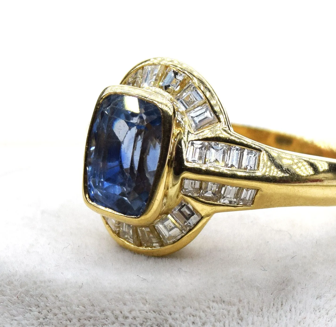 Bague vintage en saphir et diamant sold by 58 Facettes product image thumbnail 3