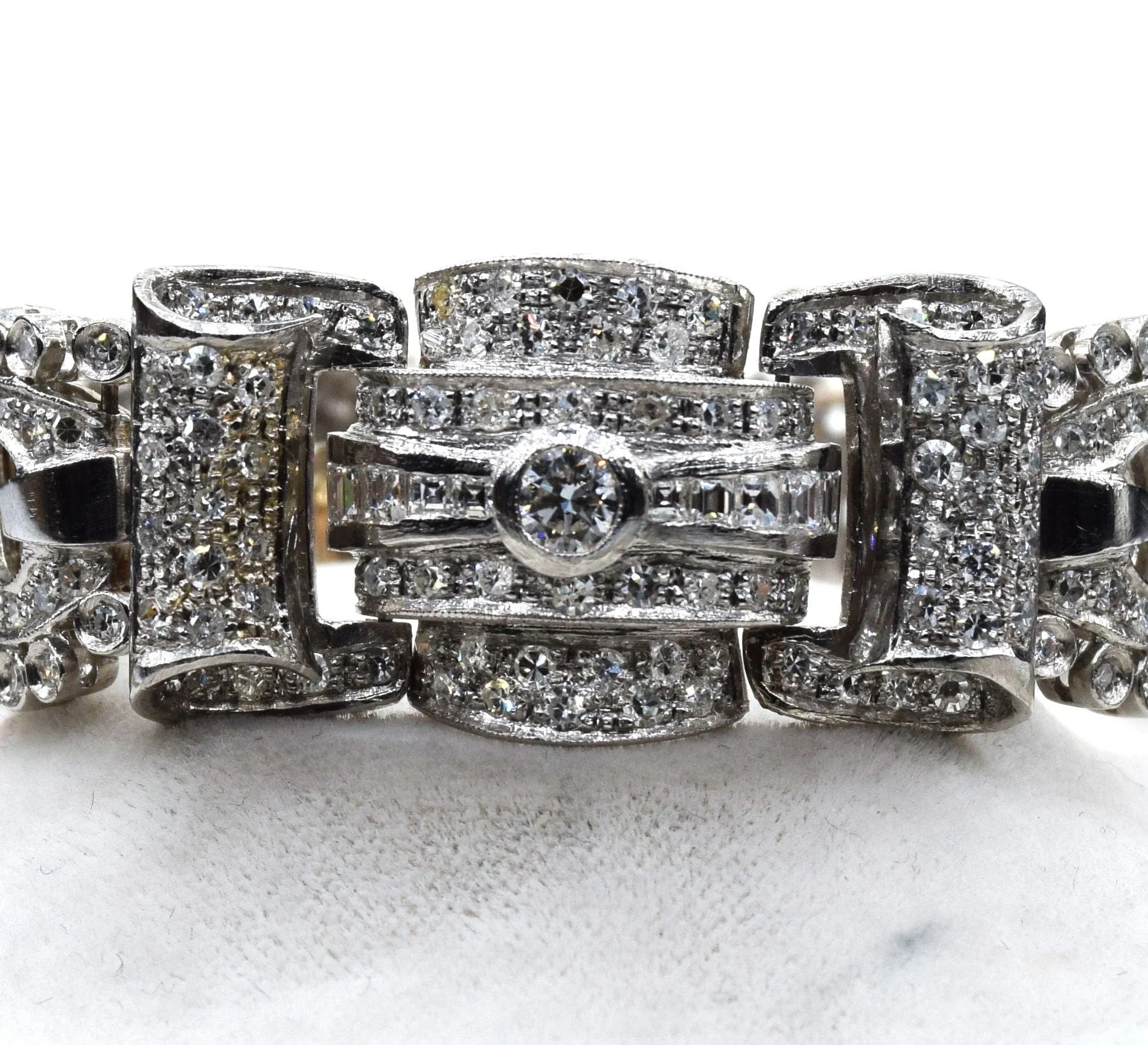 Art Nouveau bracciale sold by 58 Facettes