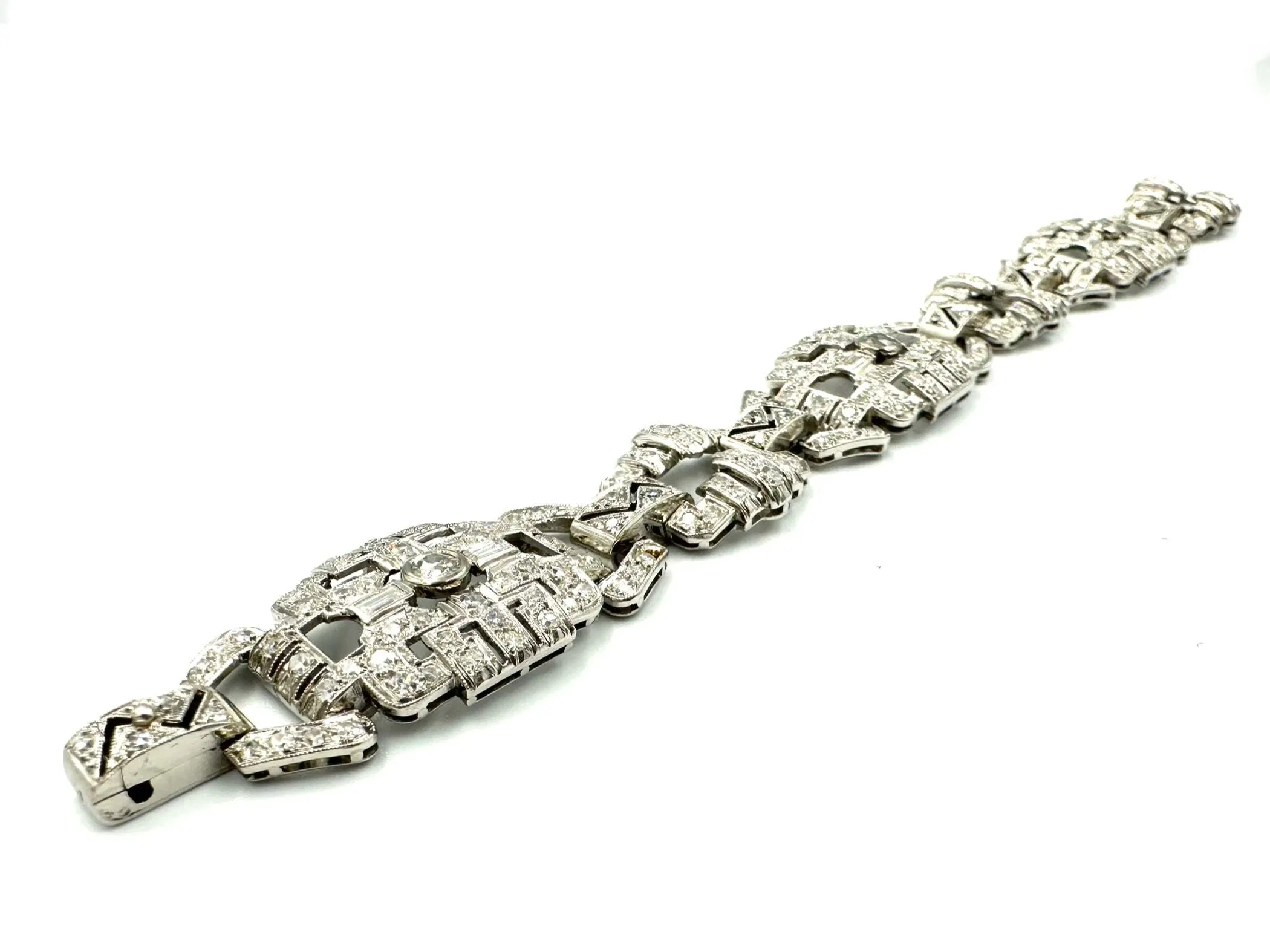 Bracelet Art-Déco platine et diamants (8.5ct) sold by 58 Facettes product image thumbnail 3