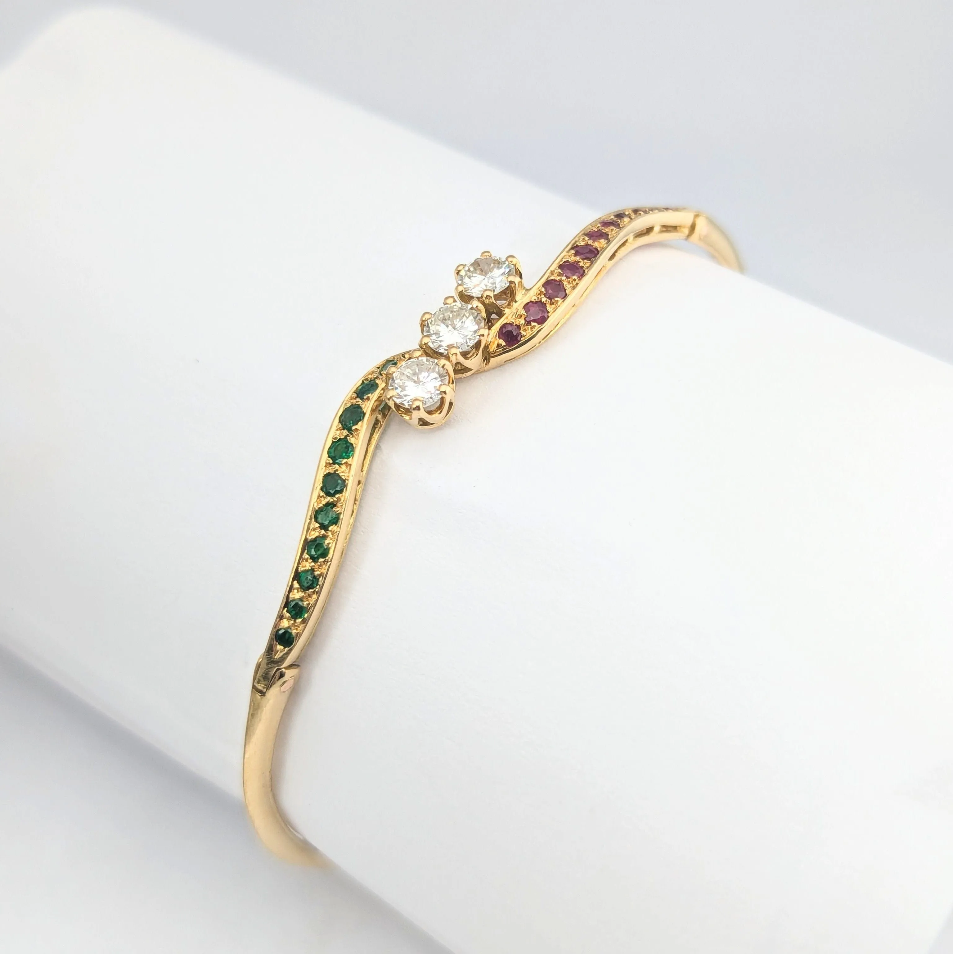 Bracelet jonc or jaune, diamants, rubis, émeraudes sold by 58 Facettes product image thumbnail 4