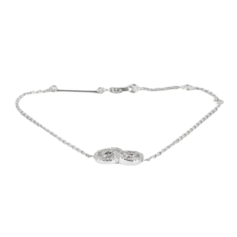 Bracelet motif infini en or blanc 18K et diamants sold by 58 Facettes