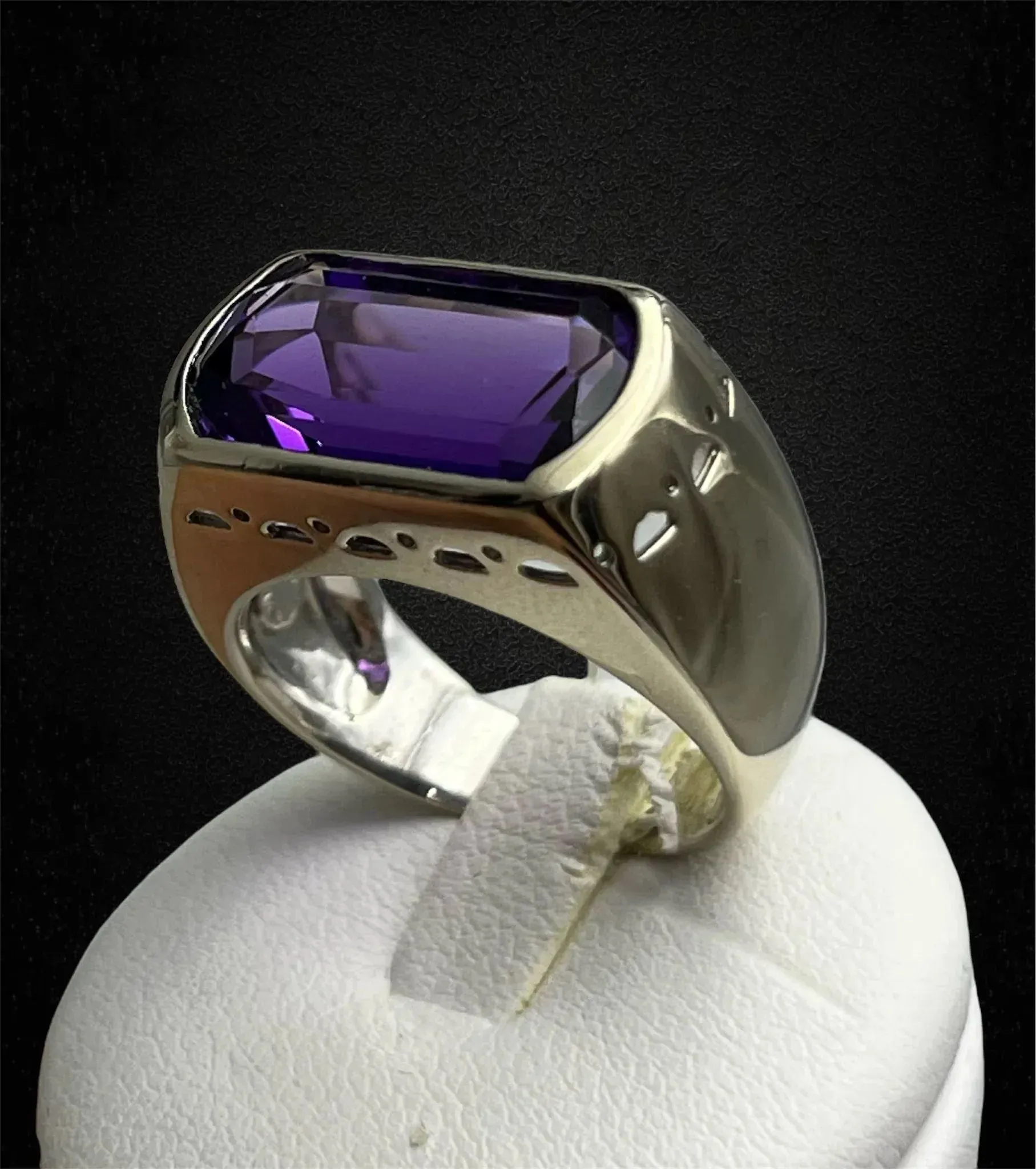 Bague moderne en or blanc 18 carats avec améthyste sold by 58 Facettes product image thumbnail 5