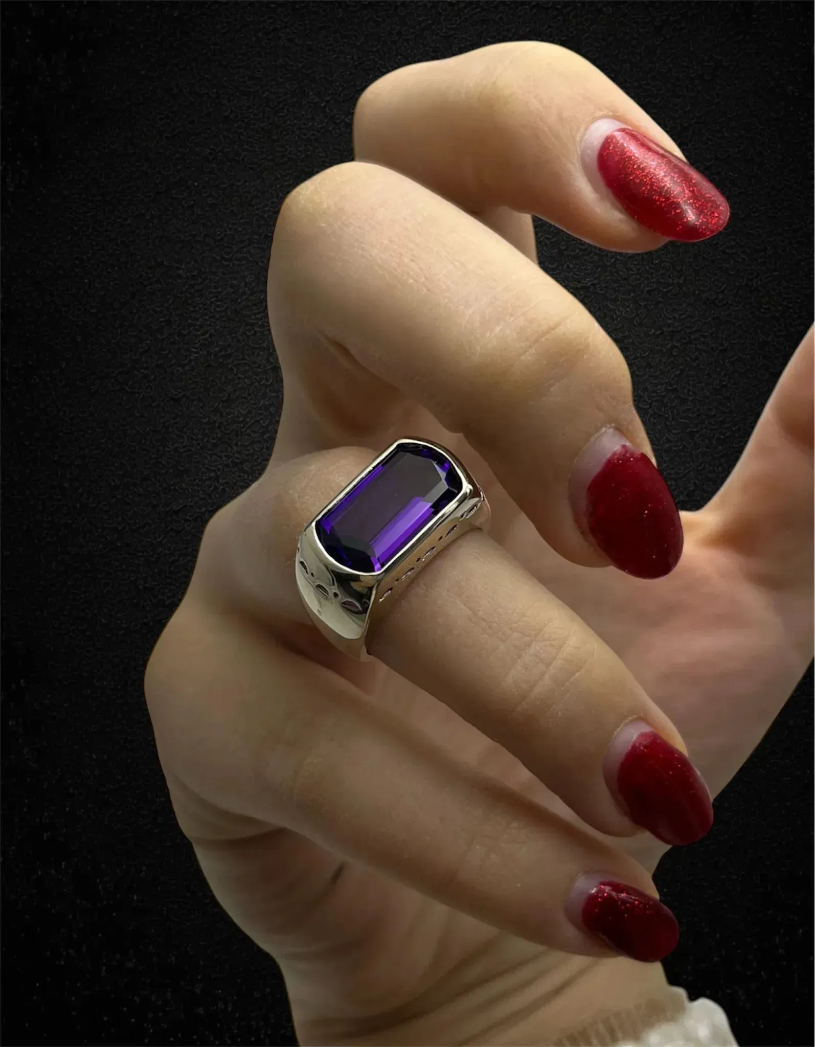 Bague moderne en or blanc 18 carats avec améthyste sold by 58 Facettes product image thumbnail 3