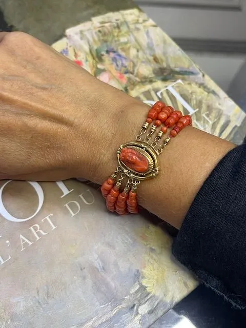 Bracelet manchette or et corail, époque Napoléon III sold by 58 Facettes product image thumbnail 3