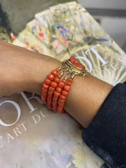 Bracelet manchette or et corail, époque Napoléon III sold by 58 Facettes product image thumbnail 4