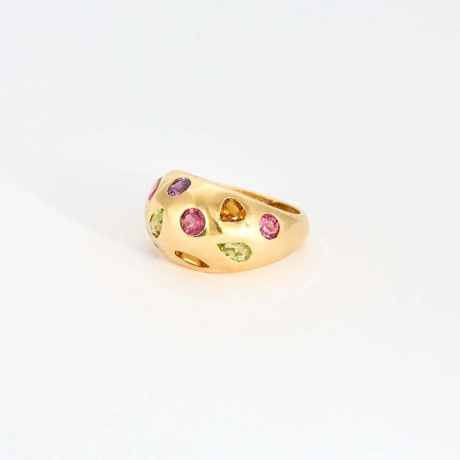 VAN CLEEF & ARPELS - Bague Vintage Dôme Tutti Frutti or jaune sold by 58 Facettes product image thumbnail 3