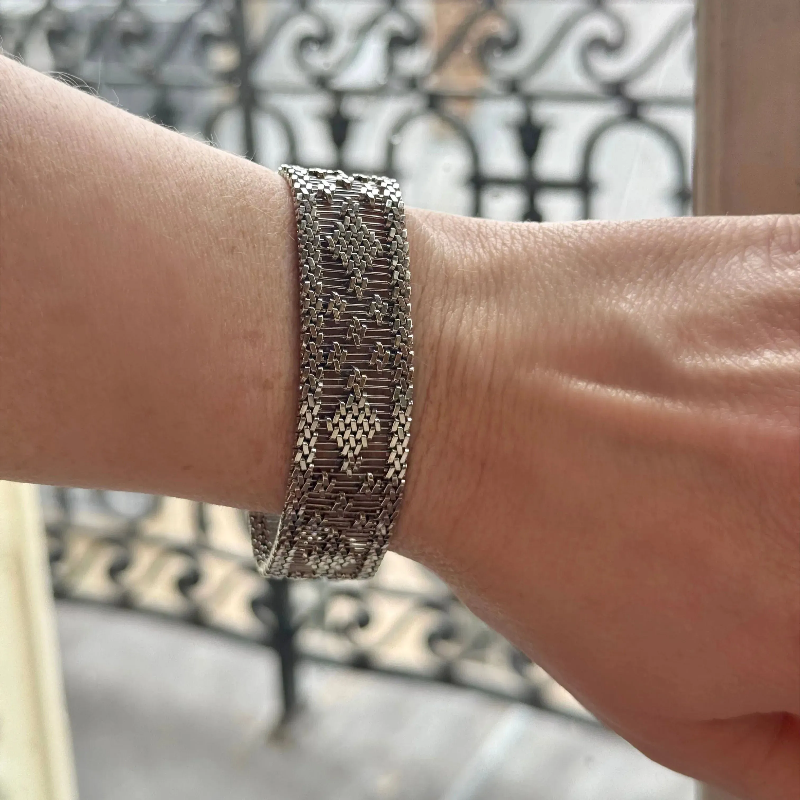 Bracelet manchette tissé en or gris 18K sold by 58 Facettes product image thumbnail 5
