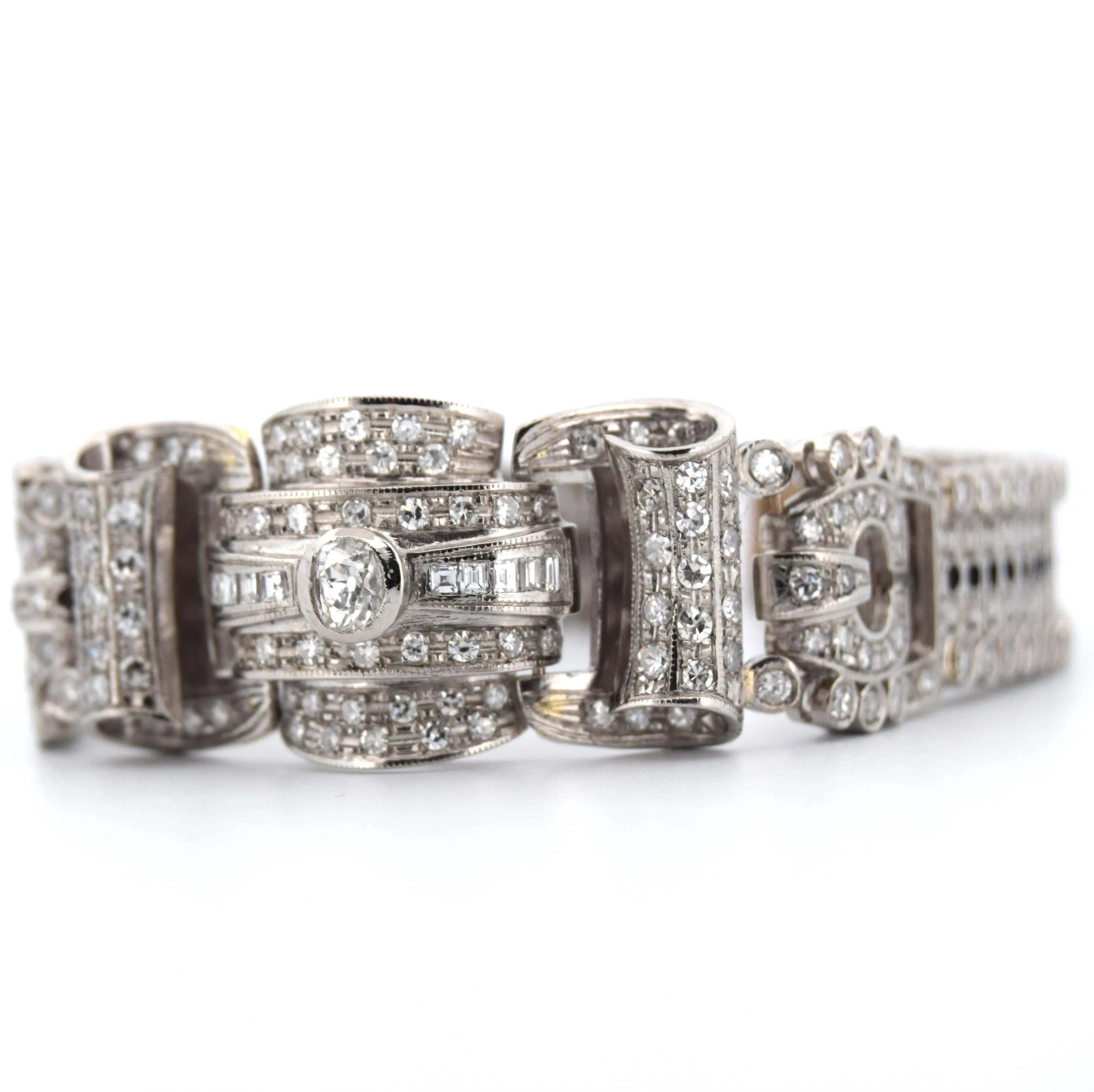 Bracelet Art Déco en platine et diamants sold by 58 Facettes product image thumbnail 3