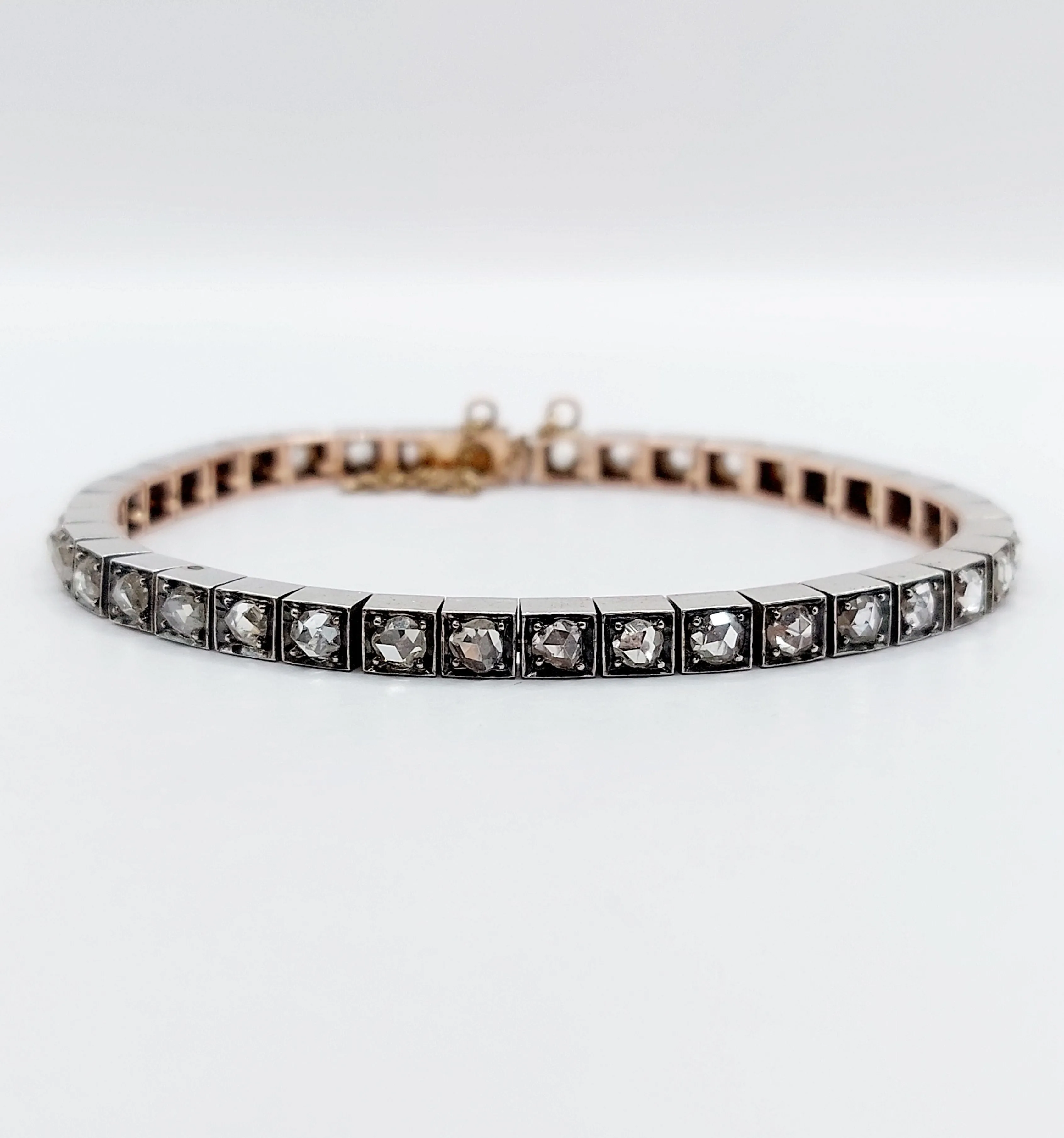 Bracelet tennis or jaune et argent, 3,00 cts diamant taille rose (circa 1900) sold by 58 Facettes product image thumbnail 5