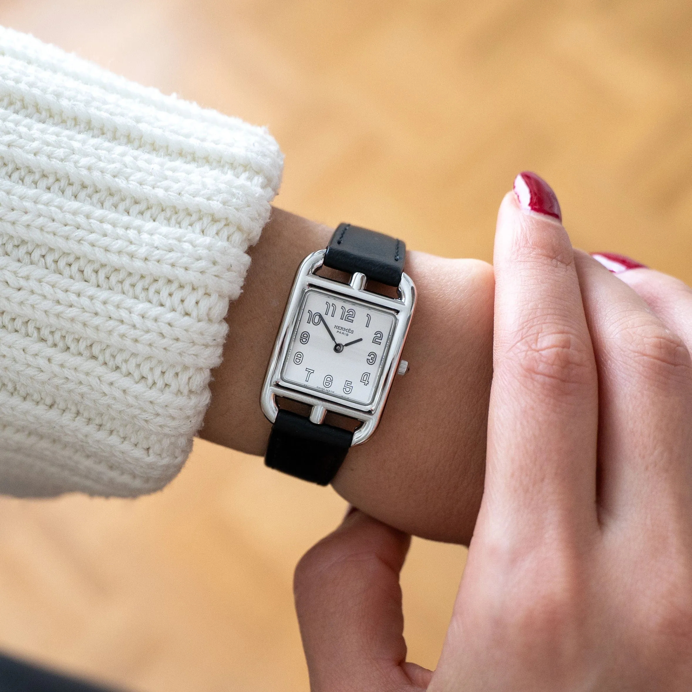 Hermès Cape Cod - Silver arab dial - SM sold by 58 Facettes product image thumbnail 2