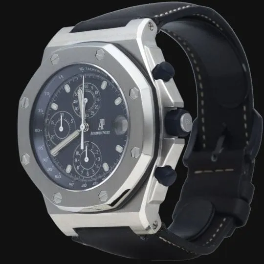 Montre Audemars Piguet Royal Oak Offshore Chronograph sold by 58 Facettes product image thumbnail 3