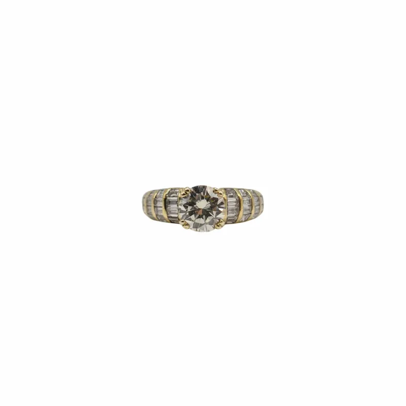 Bague or jaune, diamant rond et diamants baguettes sold by 58 Facettes