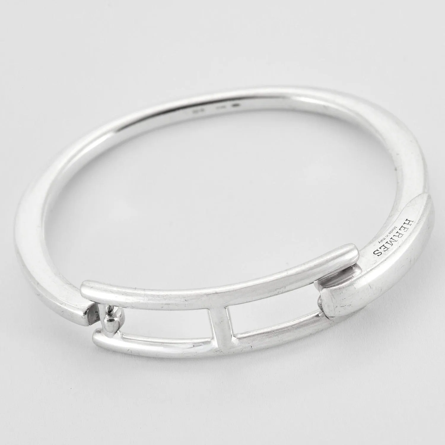 HERMES - Clap - Bracelet en argent sold by 58 Facettes product image thumbnail 3