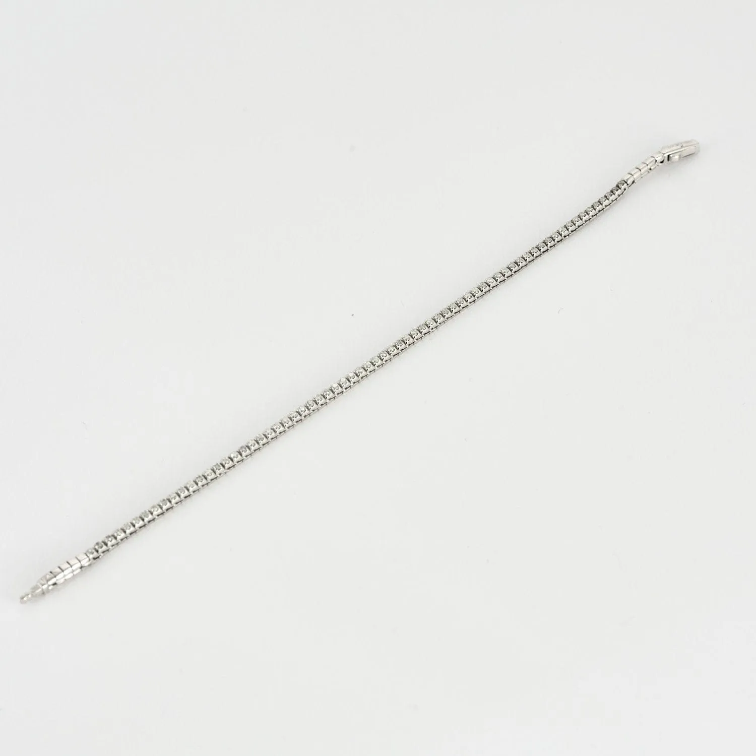 Bracelet rivière diamants or blanc sold by 58 Facettes product image thumbnail 5