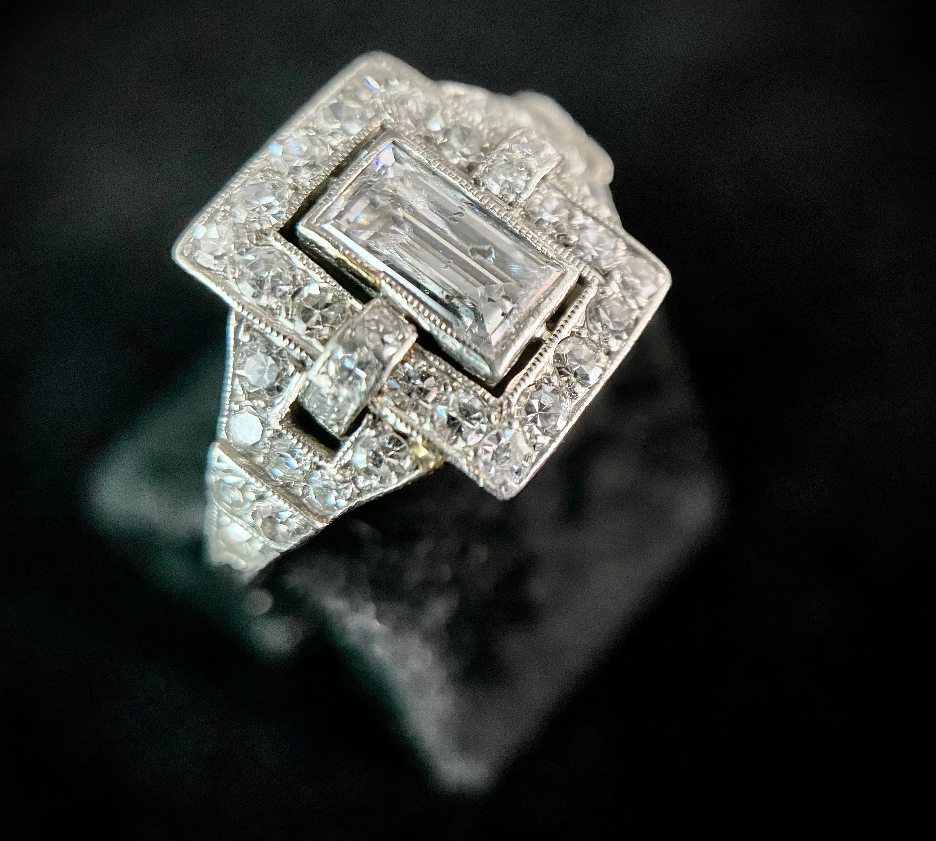 Bague or blanc diamants Art Déco sold by 58 Facettes product image thumbnail 5