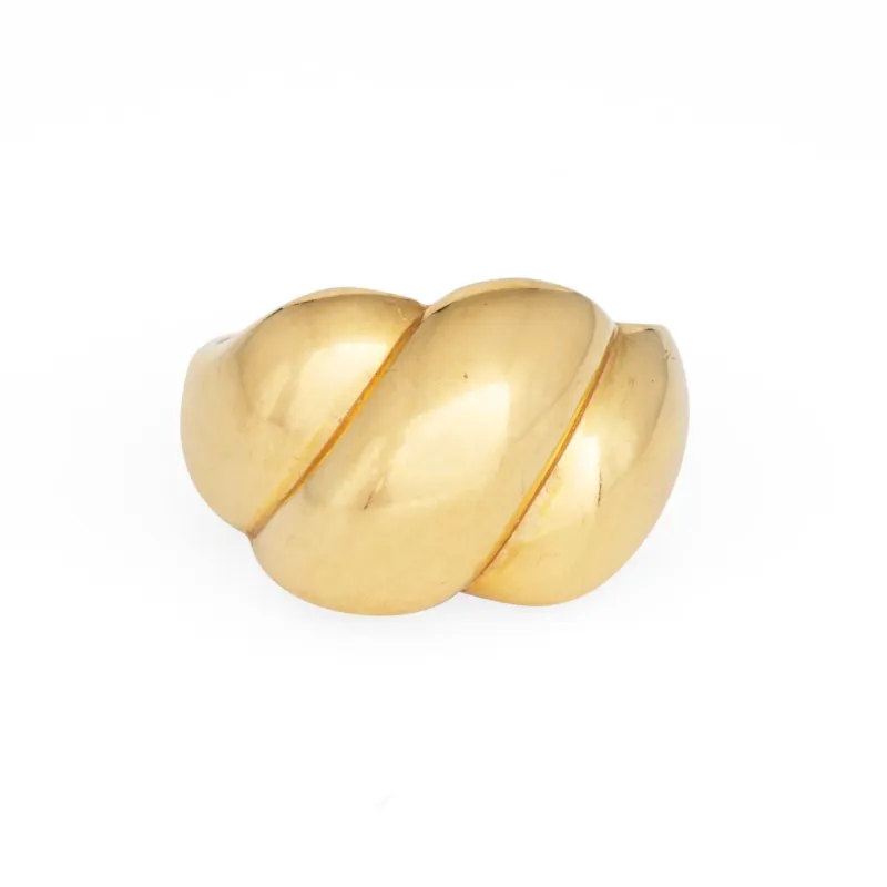 Bague cocktail vintage en or jaune 18 carats avec dôme cannelé sold by 58 Facettes