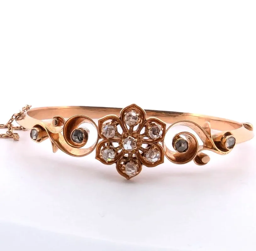 Bracelet ancien en or avec diamants exceptionnels sold by 58 Facettes